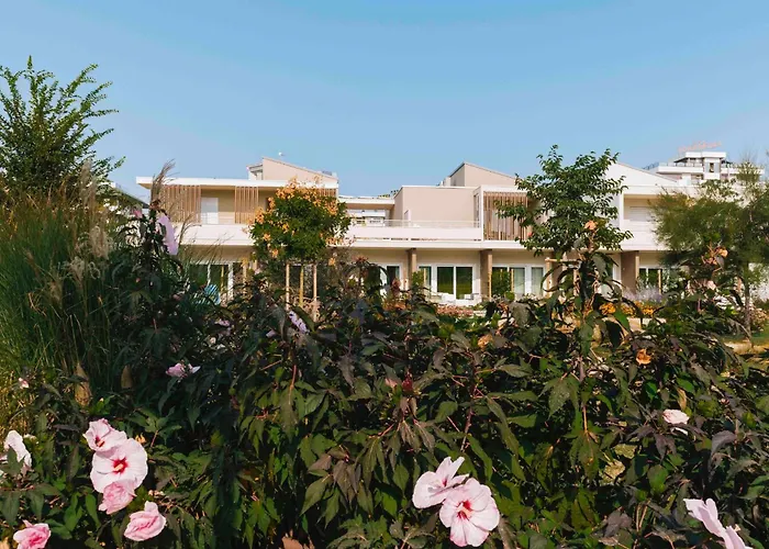 Suite Du Parc & Hotel